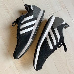 Adidas 8K Running Shoes - Like New